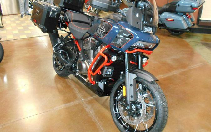 2025 Harley-Davidson® CVO™ Pan America®