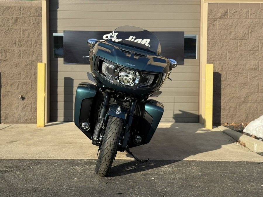 2026 Indian Pursuit® Limited® with 112