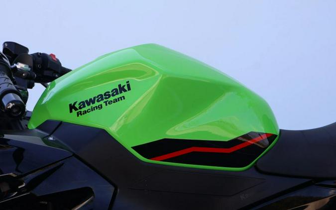 2022 Kawasaki Ninja 400 ABS KRT Edition