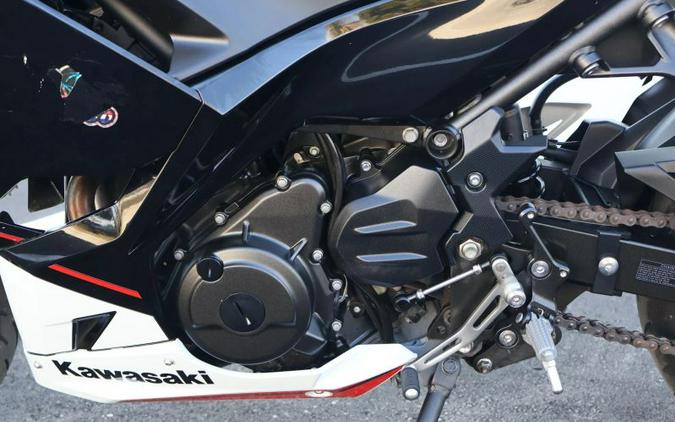 2022 Kawasaki Ninja 400 ABS KRT Edition