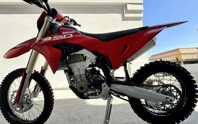 2026 Ducati Desmo450 EDX