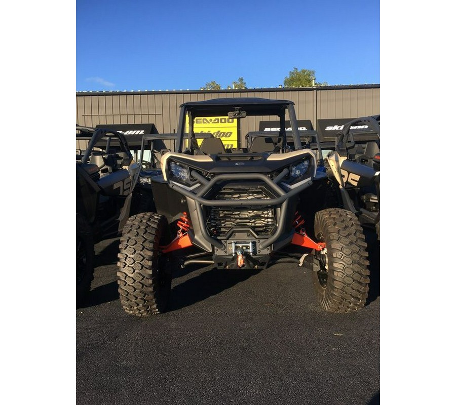 2023 Can-Am® Commander XT-P