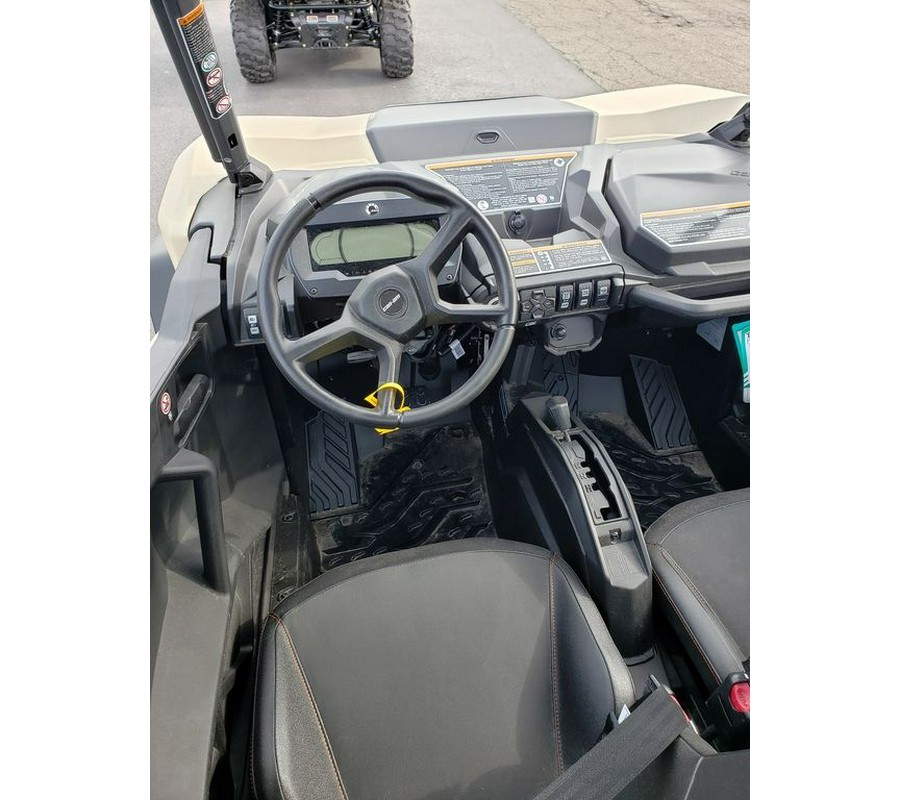 2023 Can-Am® Commander XT-P