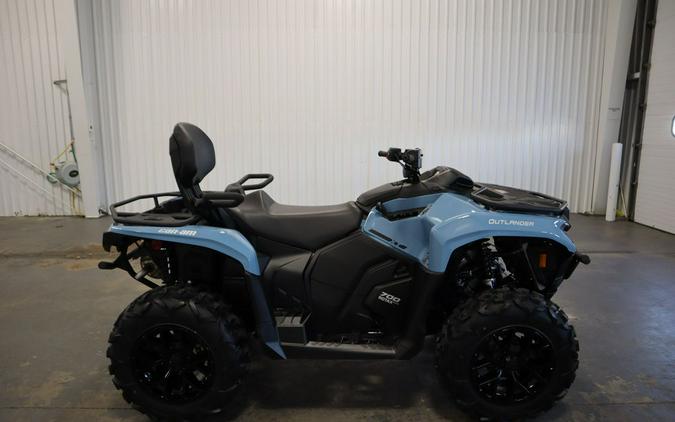 2026 Can-Am® Outlander MAX XT 700
