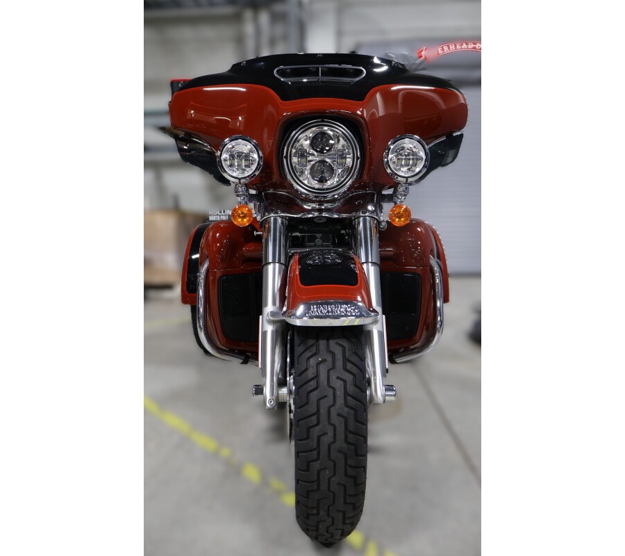 2024 Harley-Davidson Tri Glide Ultra FLHTCUTG