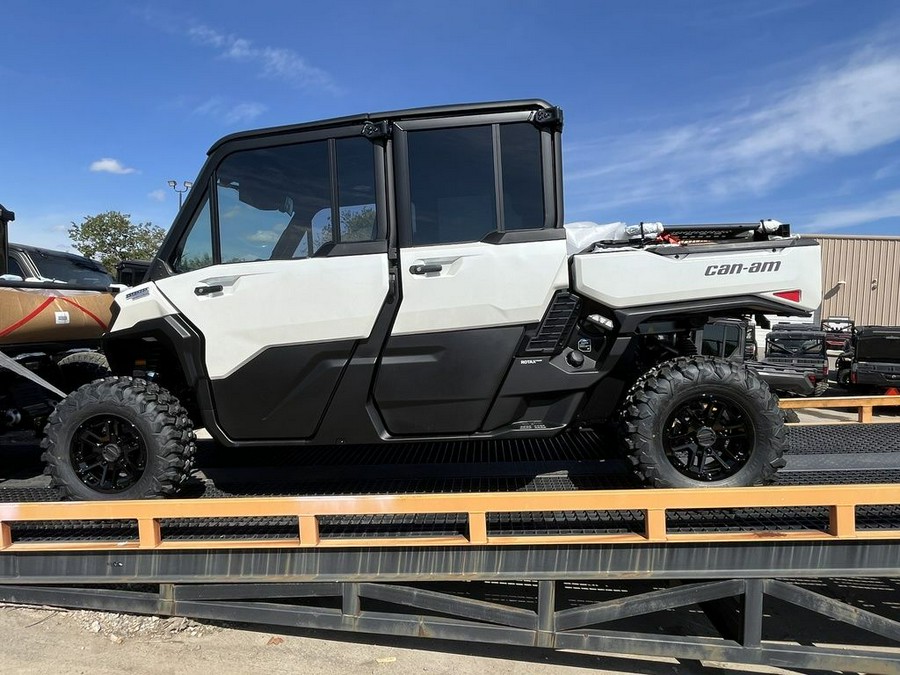 2027 Can-Am Defender XU MAX Limited HD11