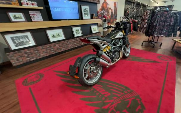 2023 Indian Motorcycle® FTR R Carbon Carbon Fiber