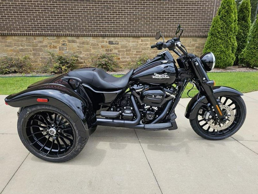 2023 Harley-Davidson® FLRT - Freewheeler®