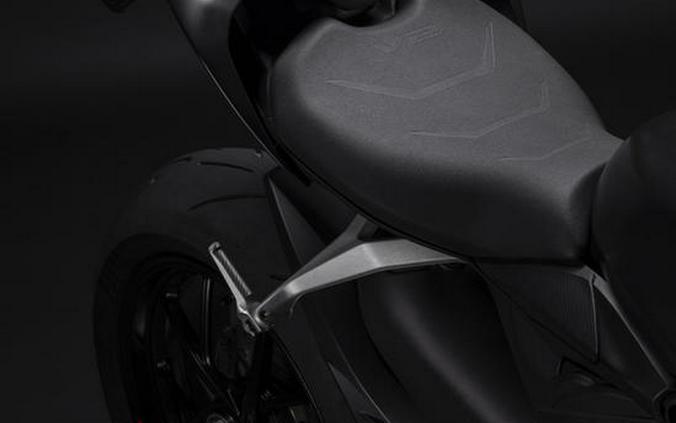 2024 Ducati Panigale V2 Black on Black