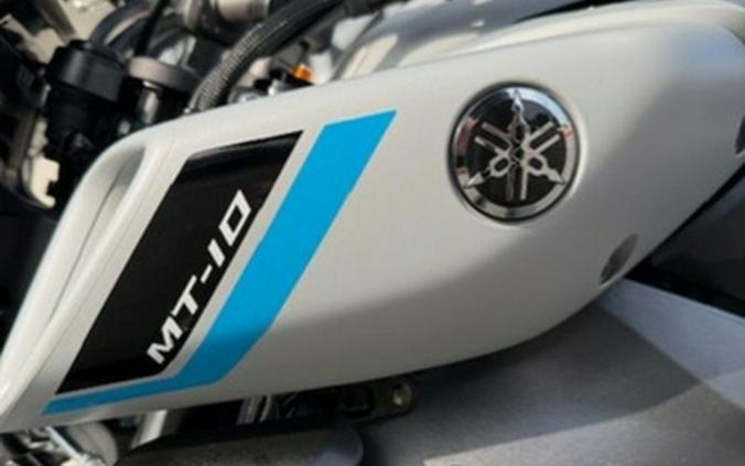 2025 Yamaha MT10SCGY 10