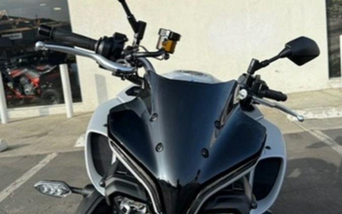 2025 Yamaha MT10SCGY 10