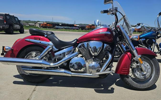 VTX1300S 2004 VTX1300 Retro