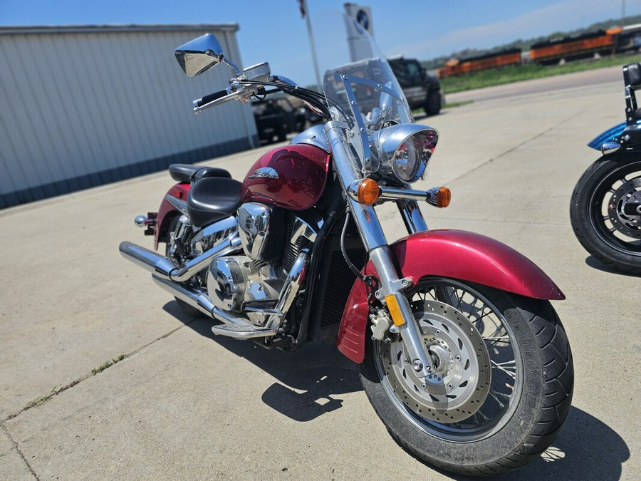 VTX1300S 2004 VTX1300 Retro