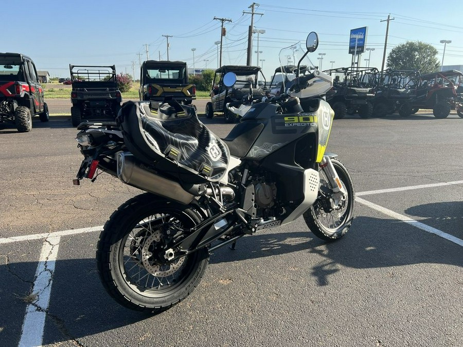 2025 Husqvarna® Norden 901 Expedition