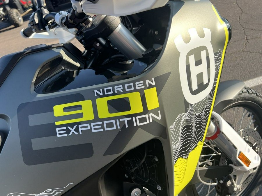 2025 Husqvarna® Norden 901 Expedition