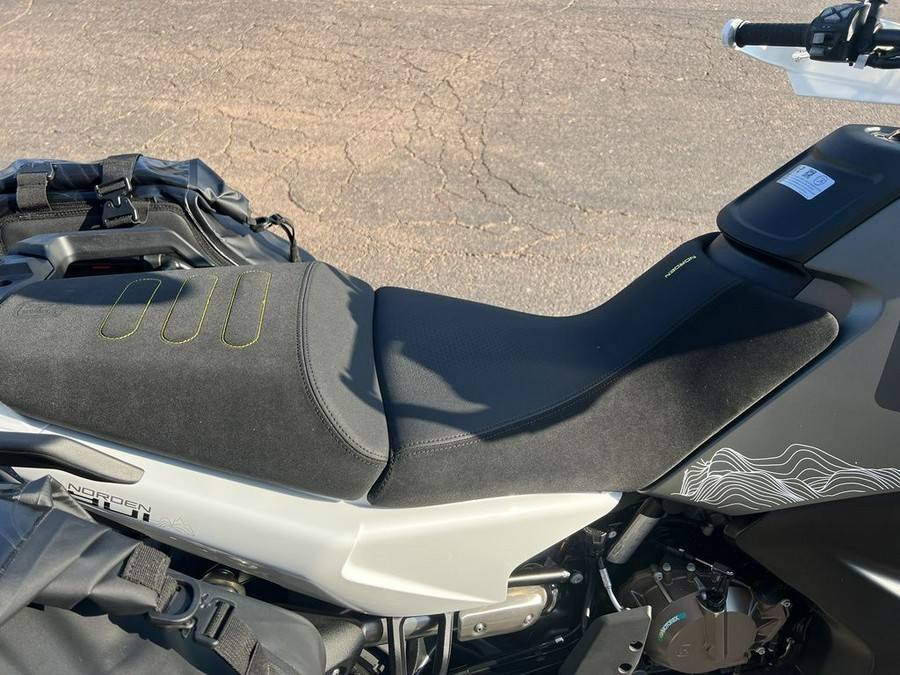 2025 Husqvarna® Norden 901 Expedition