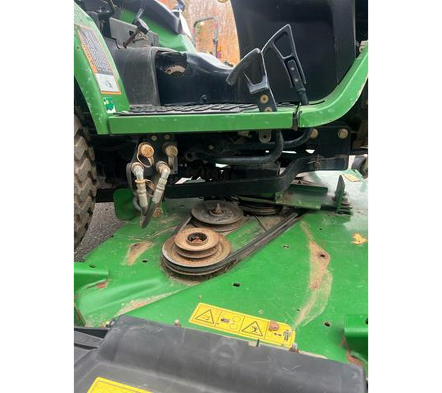 2006 John Deere 2520 Compact Tractor (26.5 hp)