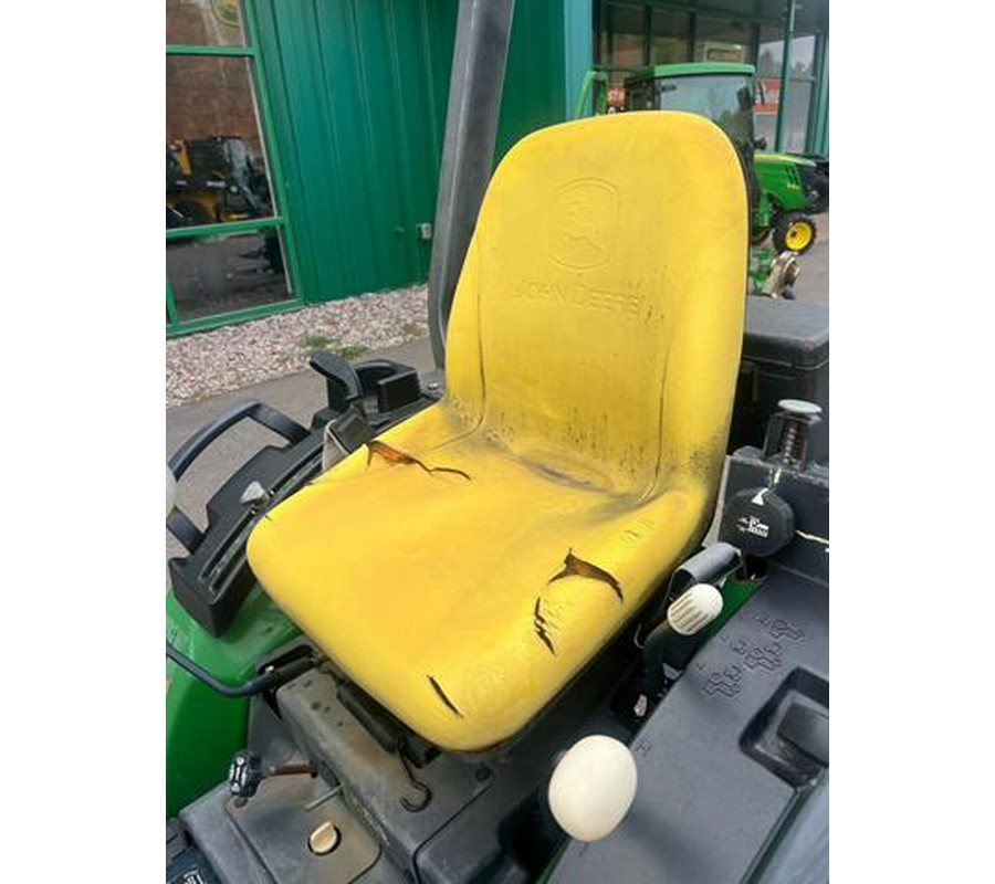 2006 John Deere 2520 Compact Tractor (26.5 hp)