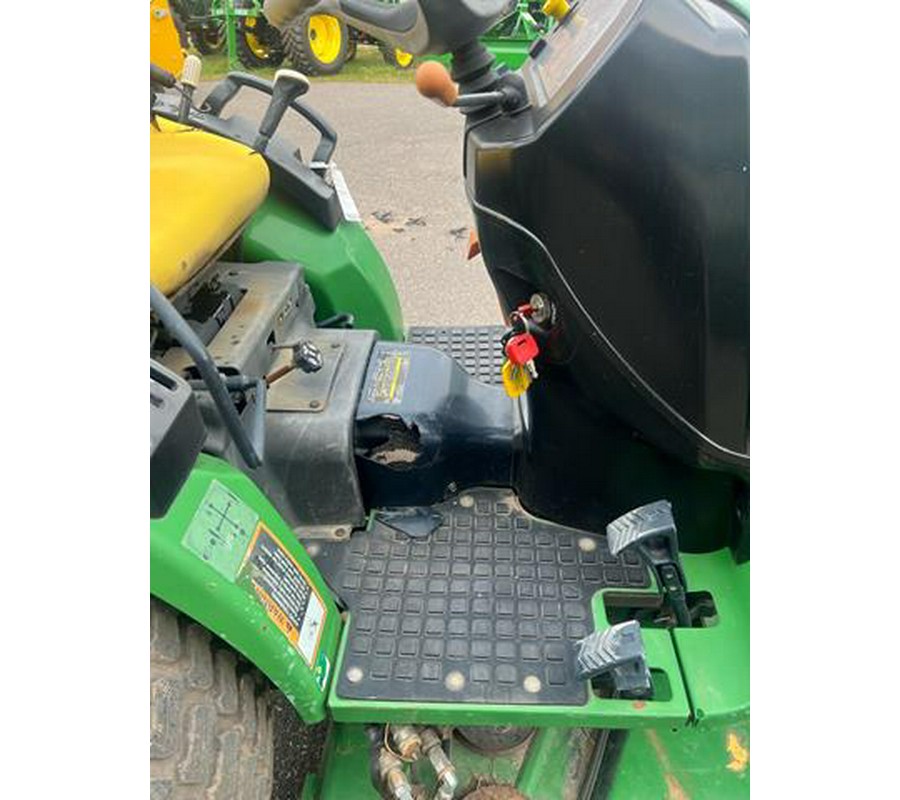 2006 John Deere 2520 Compact Tractor (26.5 hp)