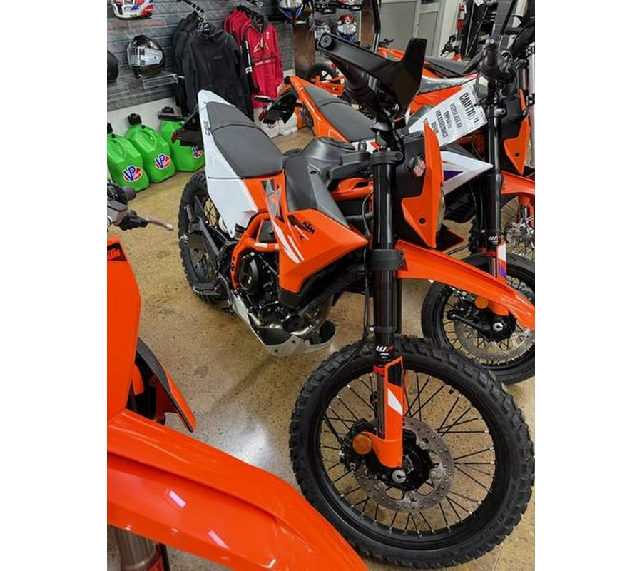 2026 KTM 390 Enduro R