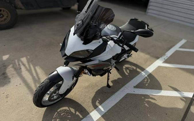 2020 BMW F 900 XR Light White