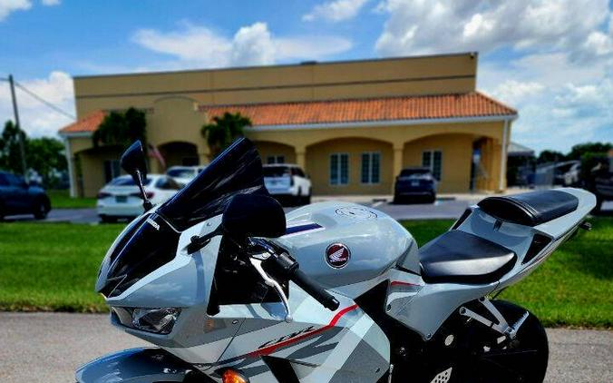 2025 Honda CBR600RR