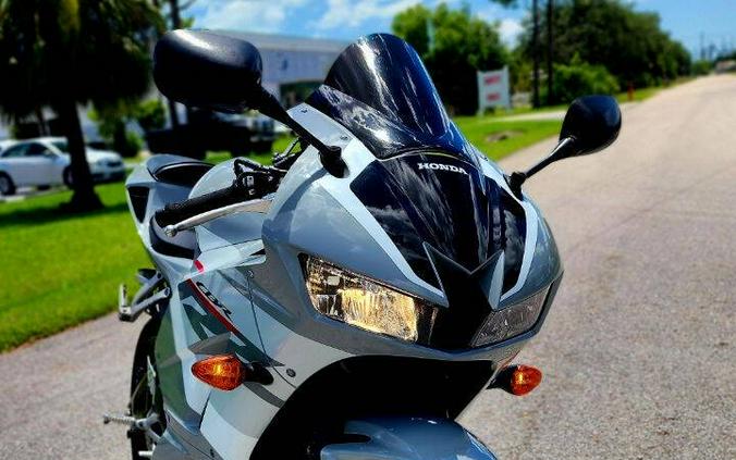 2025 Honda CBR600RR