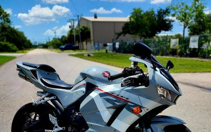 2025 Honda CBR600RR