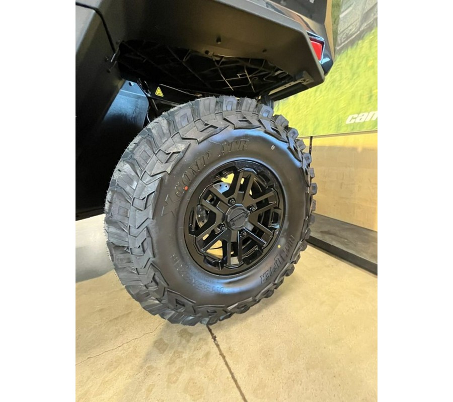 2026 Can-Am Defender MAX Lone Star Cab HD11