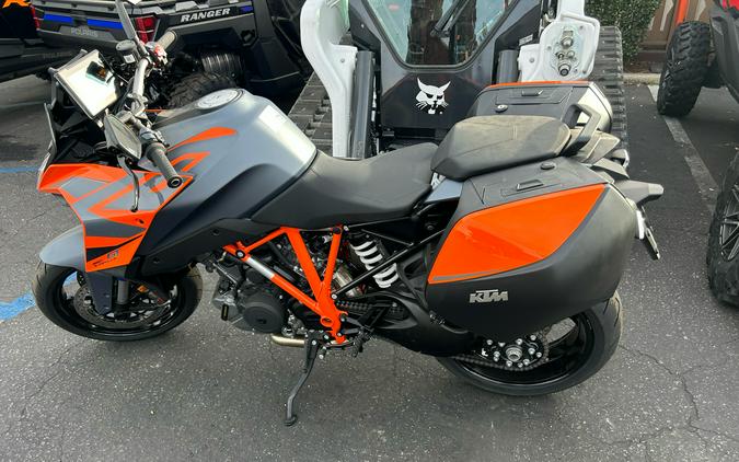 2023 KTM 1290 Super Duke GT