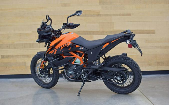 2024 KTM Adventure 390