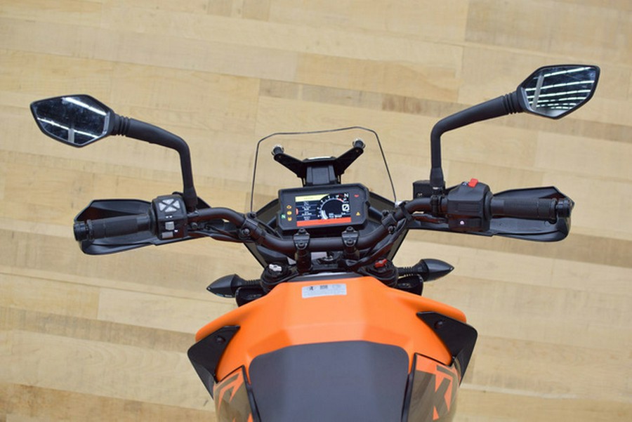 2024 KTM Adventure 390