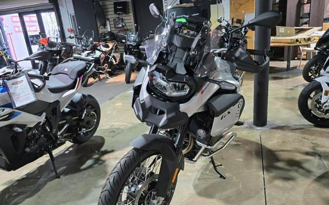 2024 BMW F 900 GS Adventure White Aluminum Metal Matte