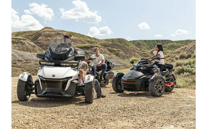 2024 Can-Am Spyder RT Sea-to-Sky