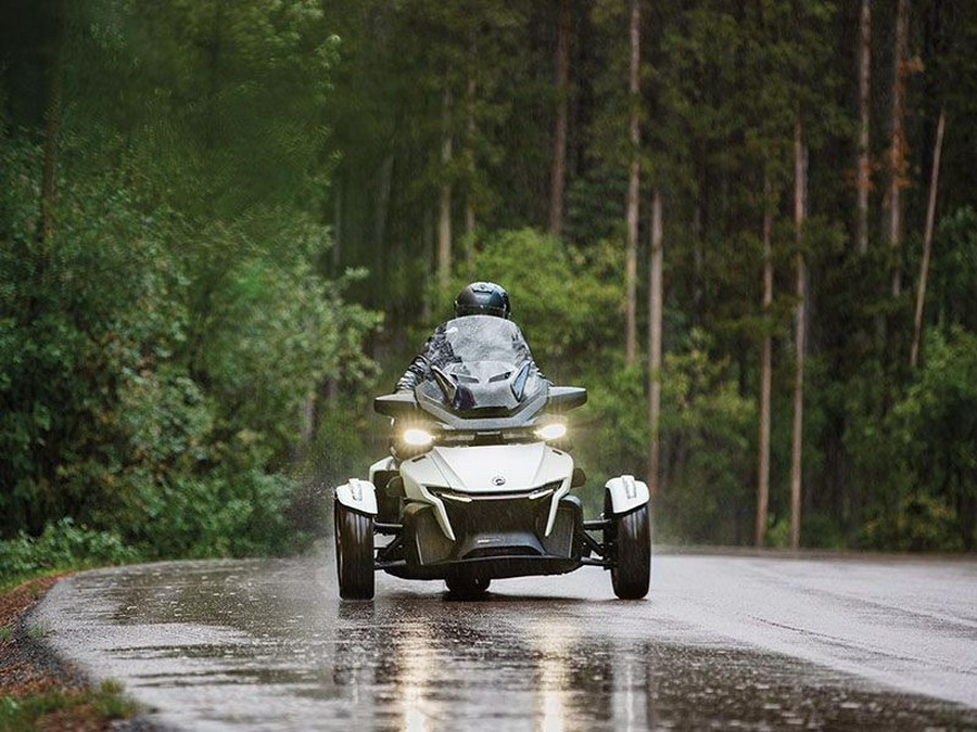 2024 Can-Am Spyder RT Sea-to-Sky