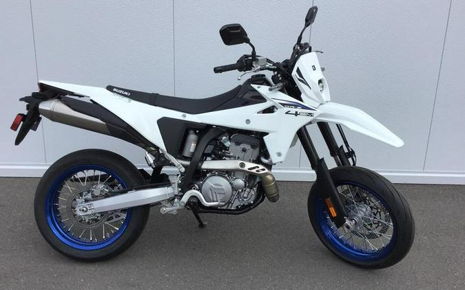 2025 Suzuki DR-Z4SM