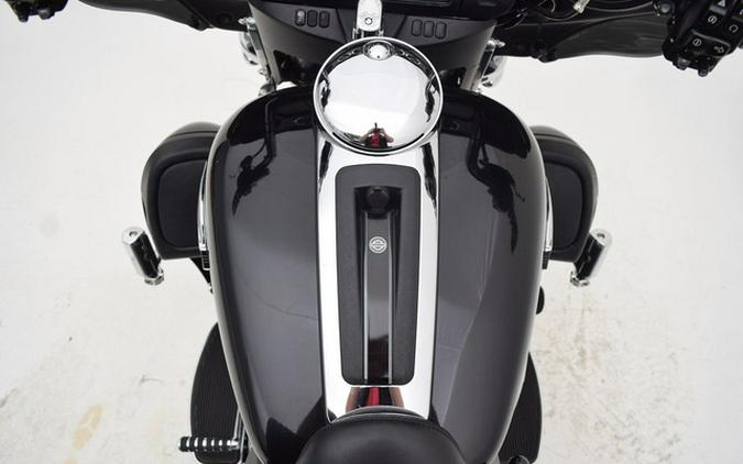 2018 Harley-Davidson FLHTCUTG - Tri Glide Ultra