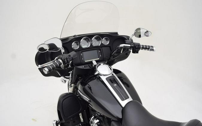 2018 Harley-Davidson FLHTCUTG - Tri Glide Ultra