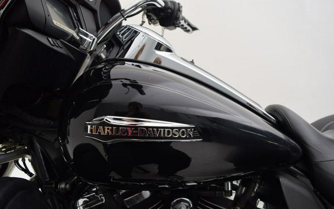 2018 Harley-Davidson FLHTCUTG - Tri Glide Ultra