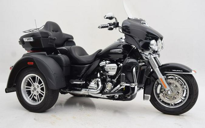 2018 Harley-Davidson FLHTCUTG - Tri Glide Ultra