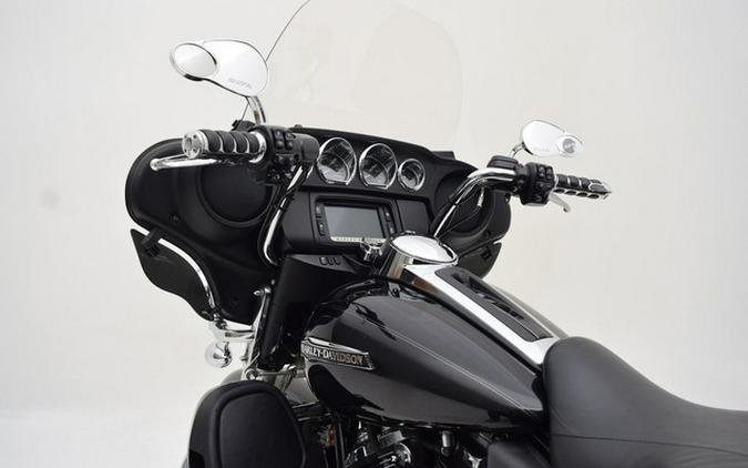 2018 Harley-Davidson FLHTCUTG - Tri Glide Ultra