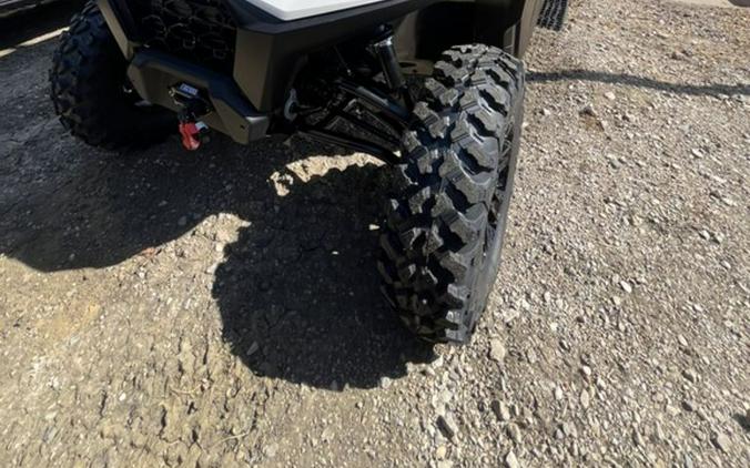 2027 Can-Am Defender XU MAX Limited HD11