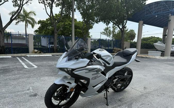 2024 Kawasaki Ninja 500 ABS