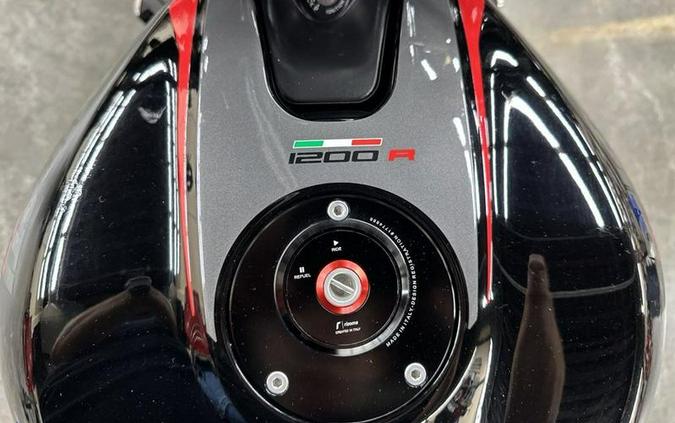 2017 Ducati Monster 1200 R Thrilling Black