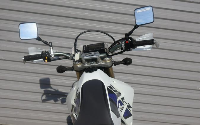 2022 Suzuki DR-Z400SM