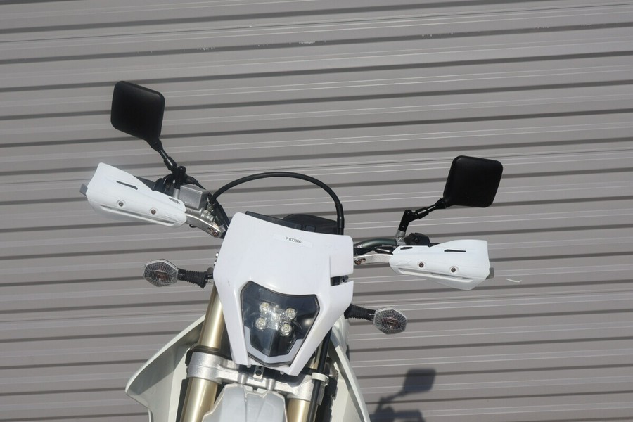 2022 Suzuki DR-Z400SM