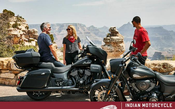 2025 Indian Motorcycle® Roadmaster® Dark Horse® Black Smoke