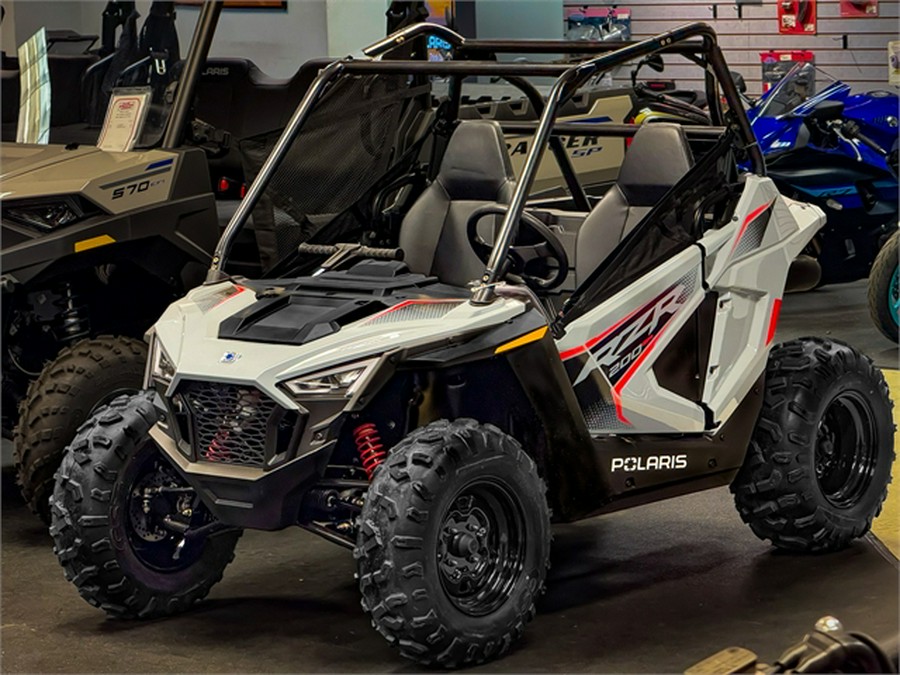 2024 Polaris RZR 200 EFI