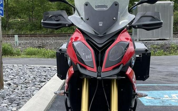 2016 BMW S 1000 XR Premium Racing Red