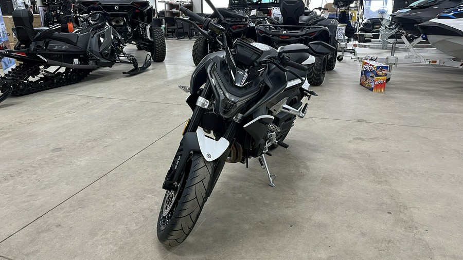 2024 CFMOTO NK 800